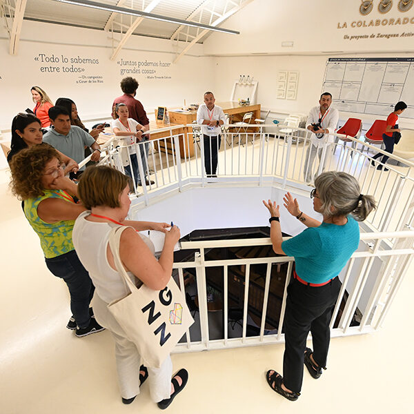 Visita a Zaragoza Activa en el congreso de CIDEU